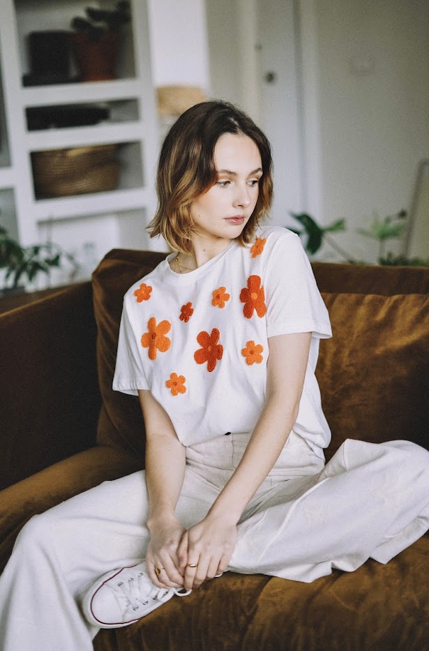 T-shirt with Francesca flower embroidery